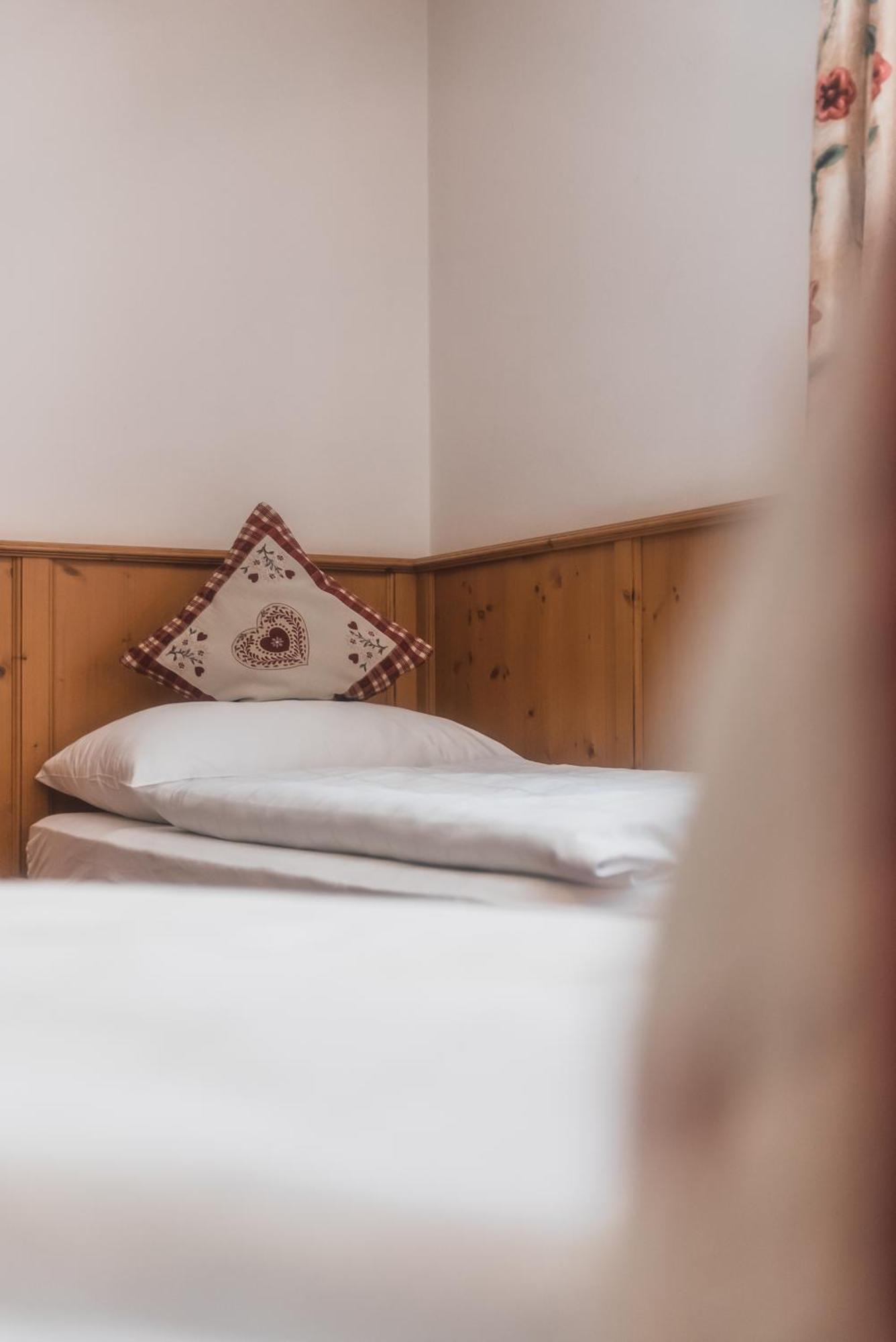 Hotel Villa Waldheim Сан-Кандидо Номер фото