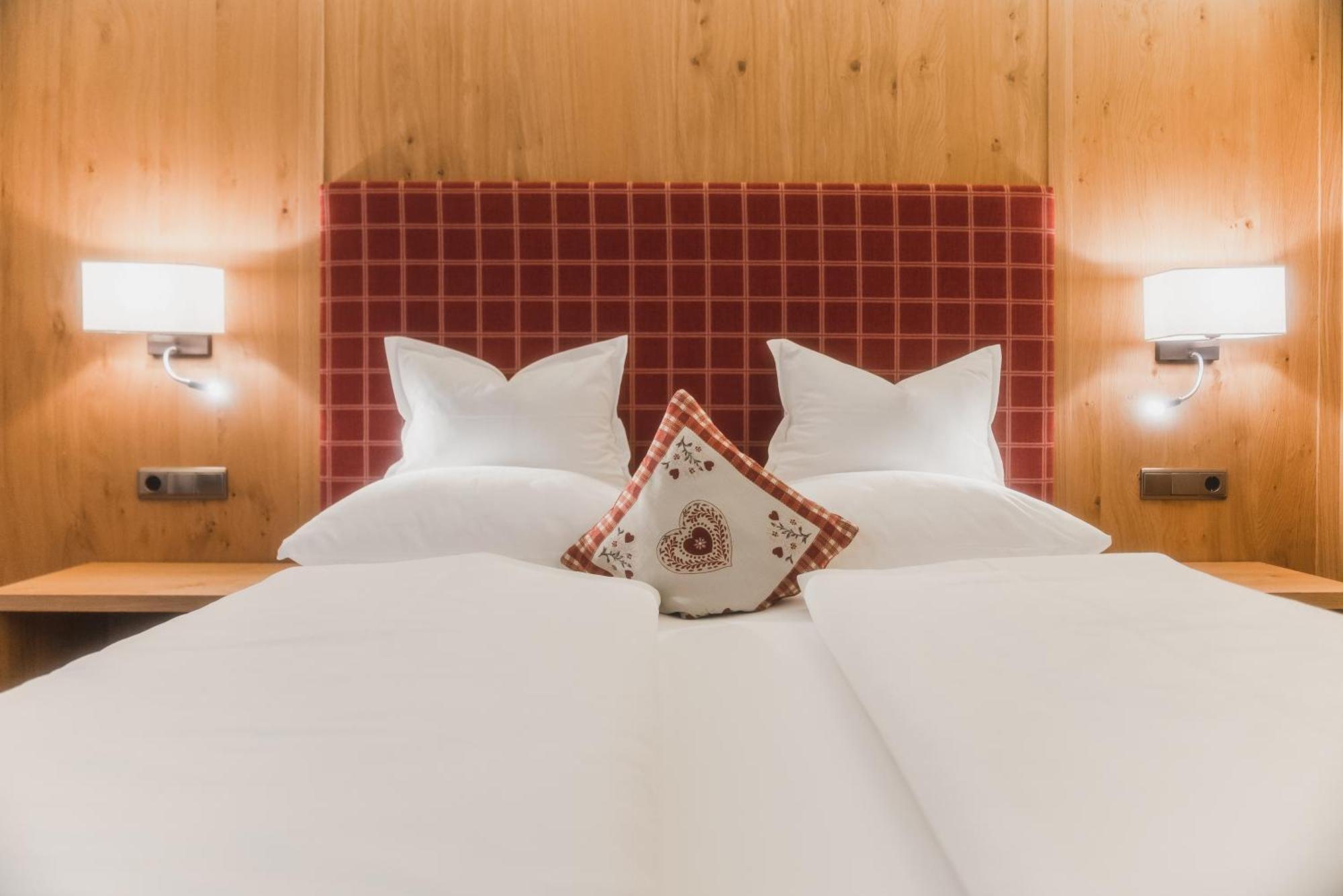 Hotel Villa Waldheim Сан-Кандидо Экстерьер фото